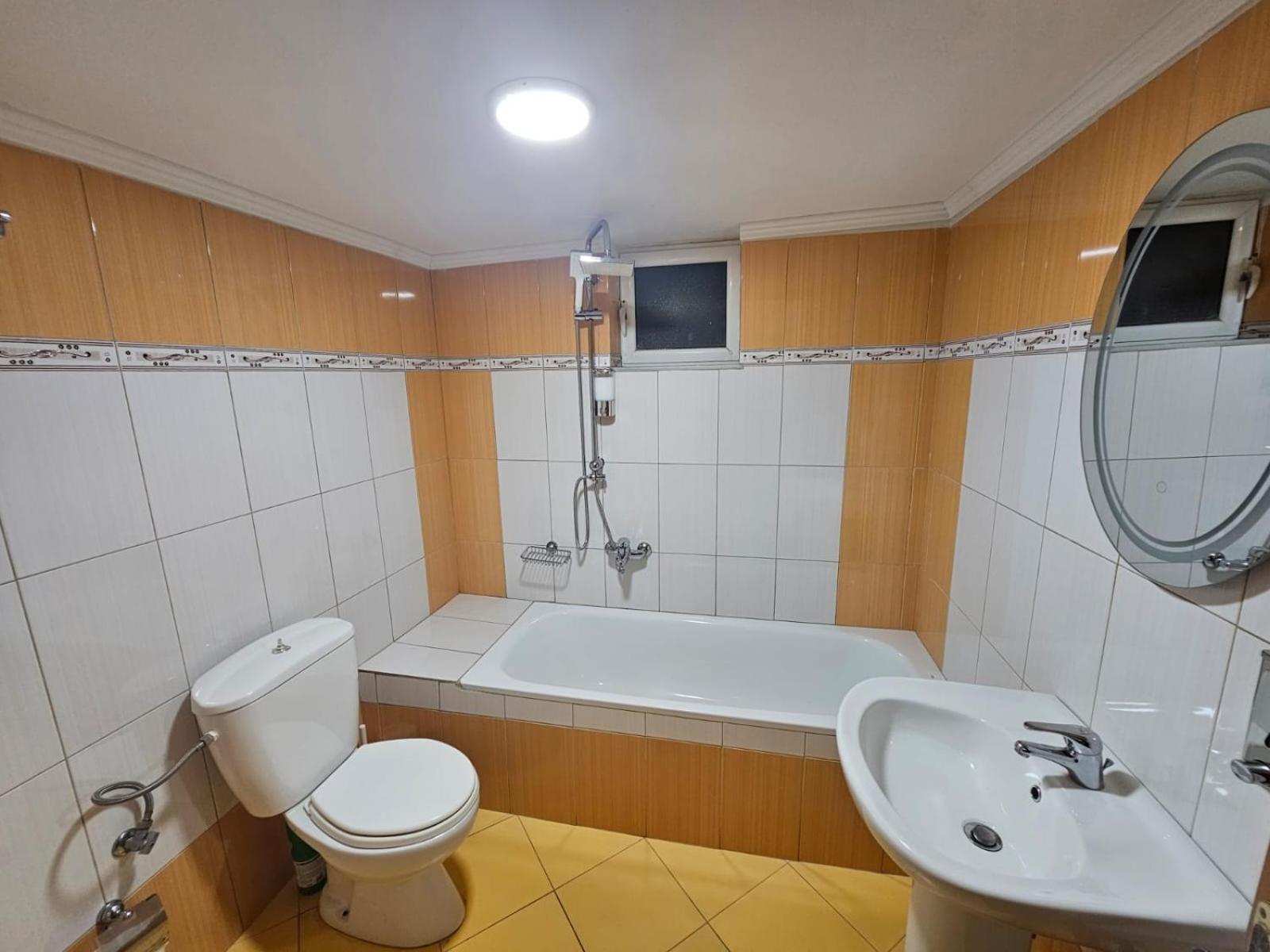 Emel Apartaments Ксамил Екстериор снимка